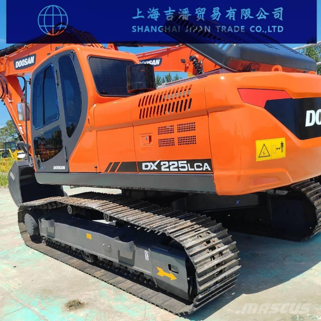 Doosan DX 225 Гусеничні екскаватори