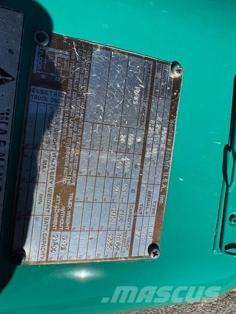 Komatsu FG 70 Річ-трак із високим підйомом