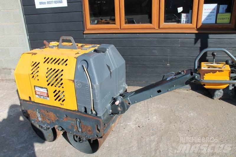 Belle TDX650 Котки тротуарні