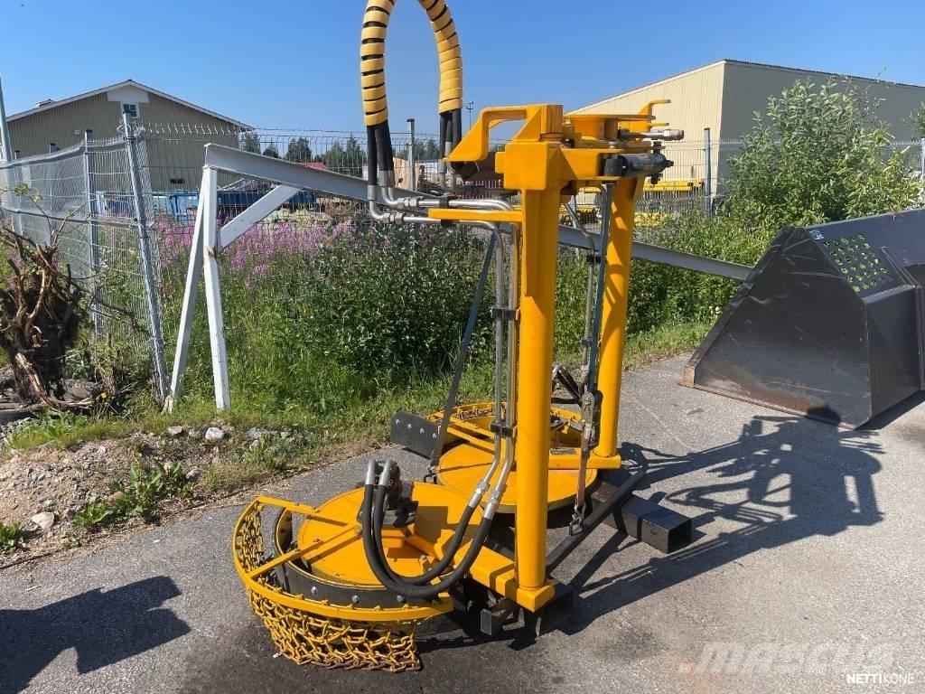  Hinnagård T125B Комунальна техніка - Інші