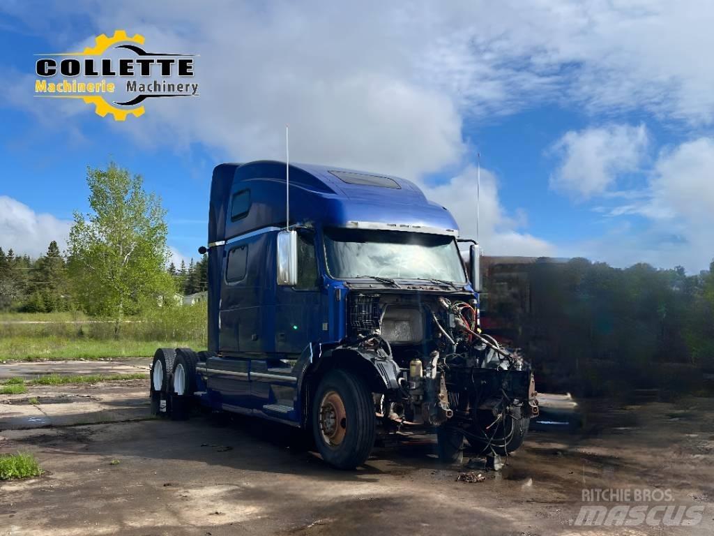 Volvo VNL 64 Тягачі