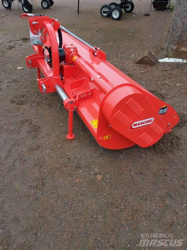 Maschio Brava 250 L Газонні і лукові косилки