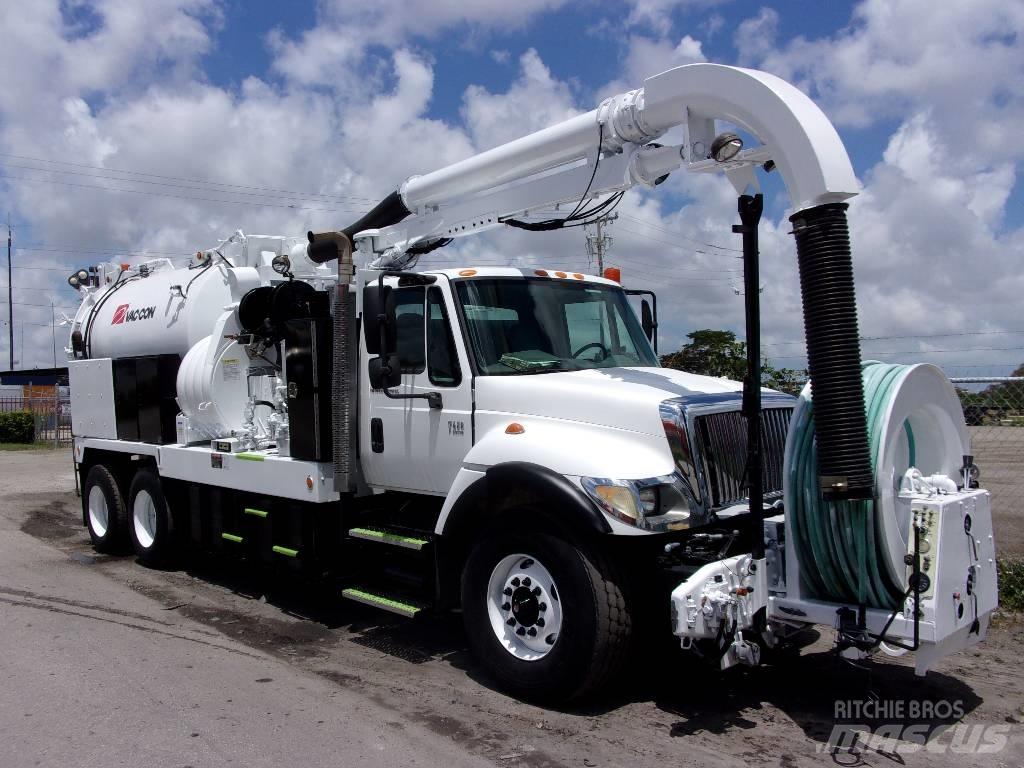 International 7400 Комбі/Вакуумні вантажівки