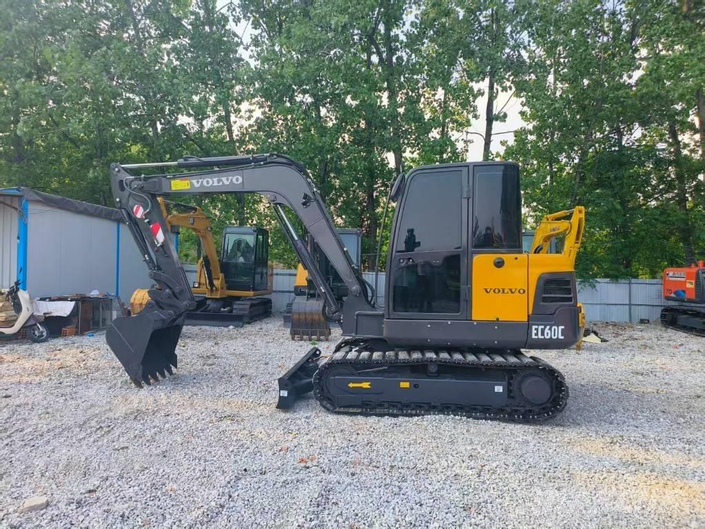 Volvo EC 60 Гусеничні екскаватори
