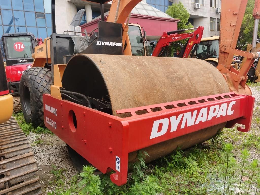 Dynapac CA 251 D Грунтові котки