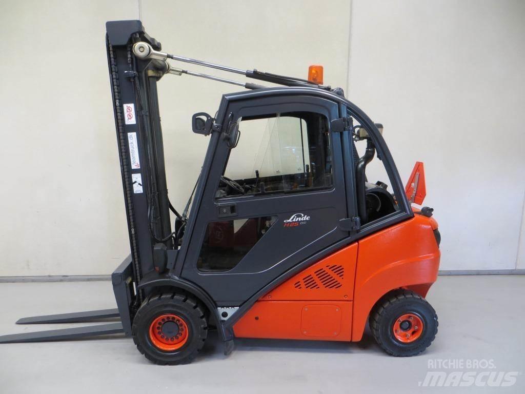 Linde H25T Газові навантажувачі