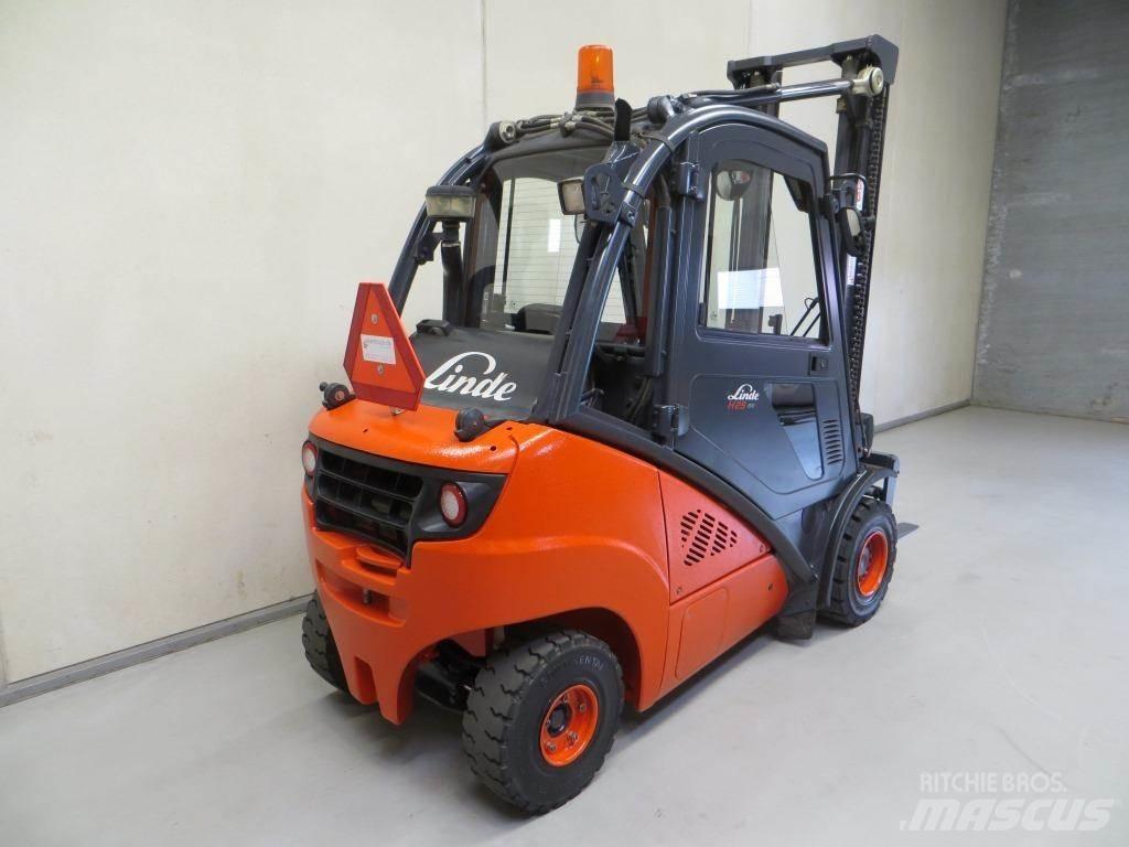 Linde H25T Газові навантажувачі
