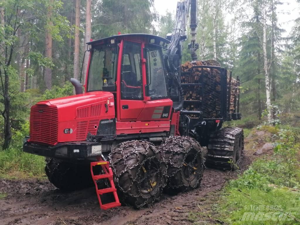 Komatsu 845 Форвардери