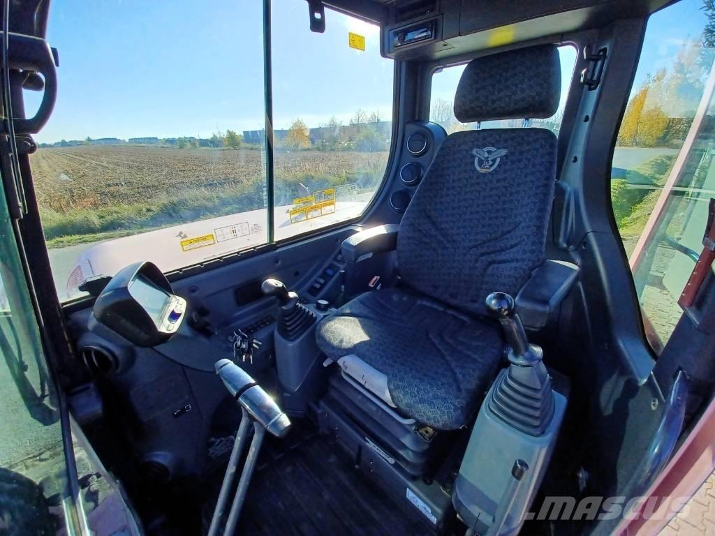 CASE CX 60 C Середні екскаватори 7т. - 12т.