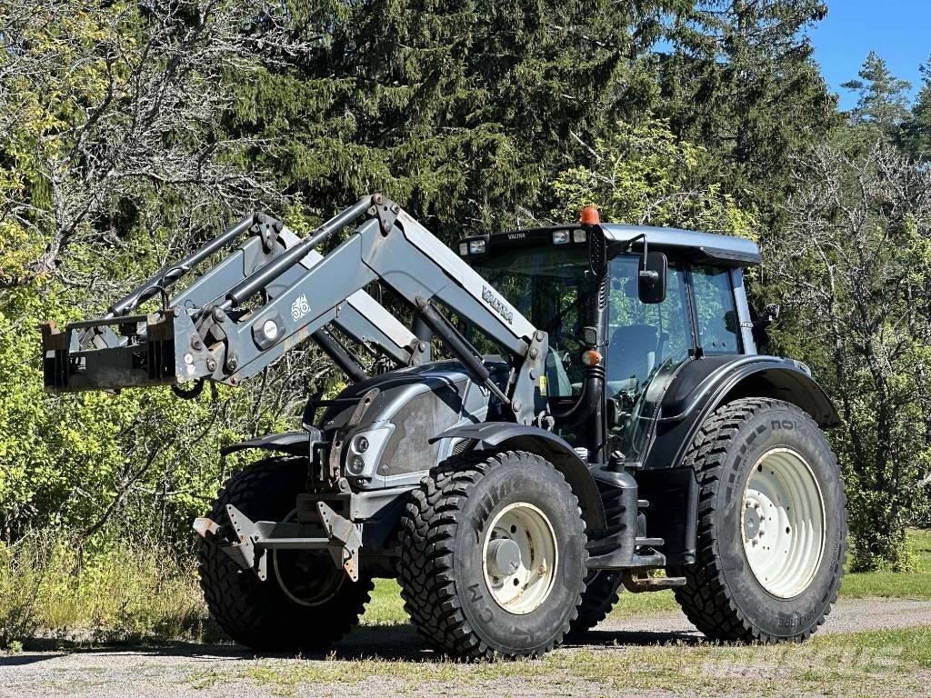 Valtra N 123 H5 Трактори
