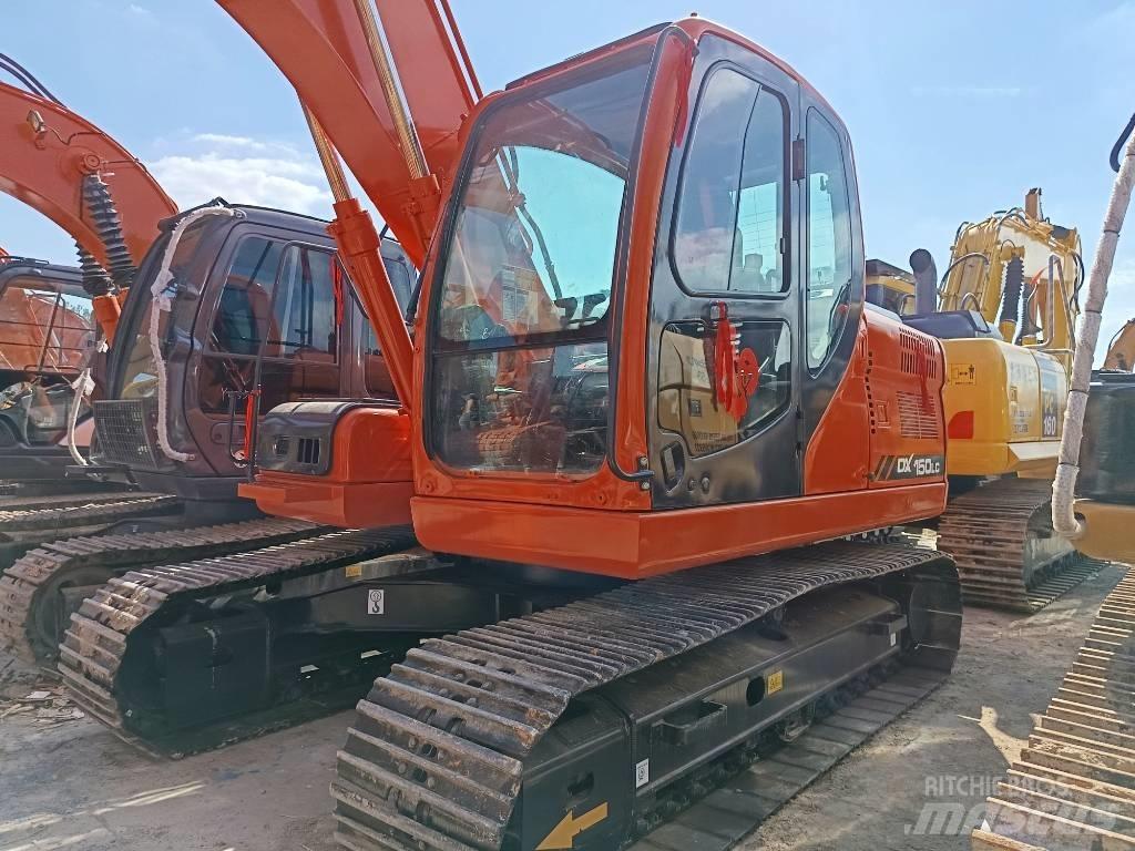 Doosan DX150 LC Гусеничні екскаватори