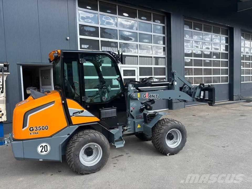 GiANT G 3500 X-tra Фронтальні навантажувачі