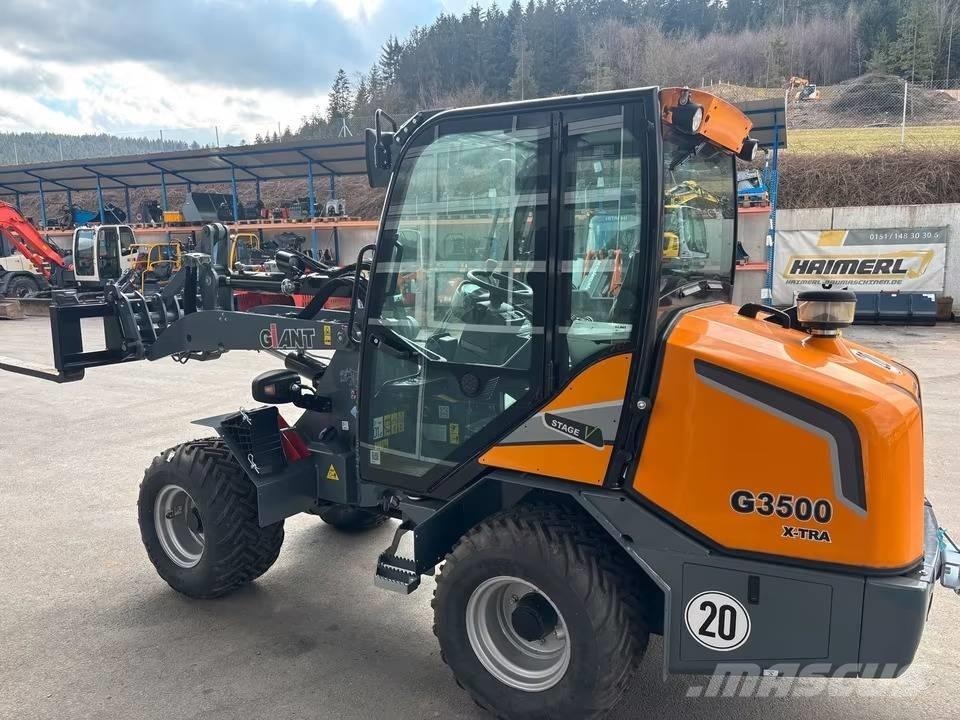 GiANT G 3500 X-tra Фронтальні навантажувачі