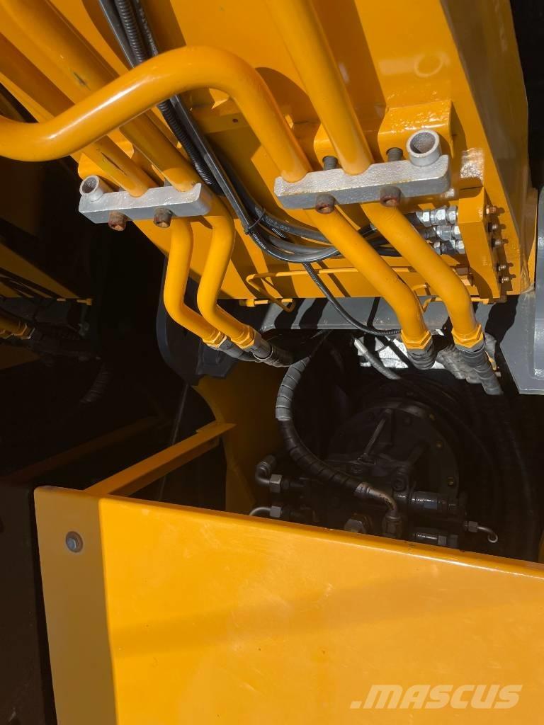 XCMG 150 Гусеничні екскаватори