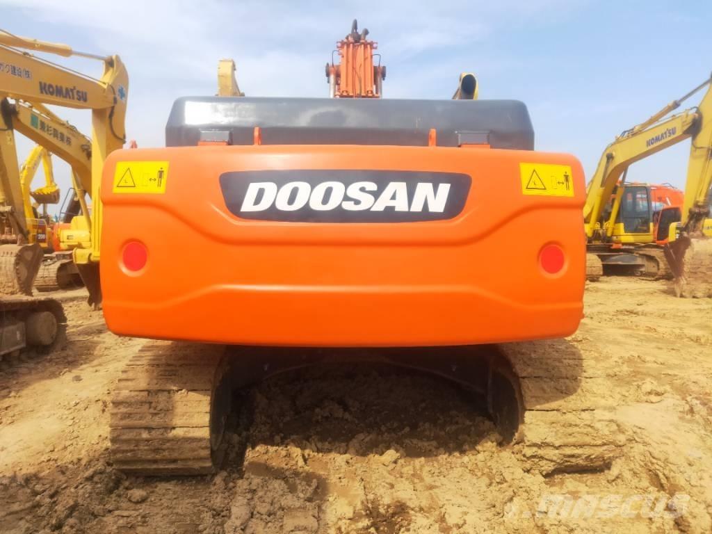 Doosan DX260LC Гусеничні екскаватори