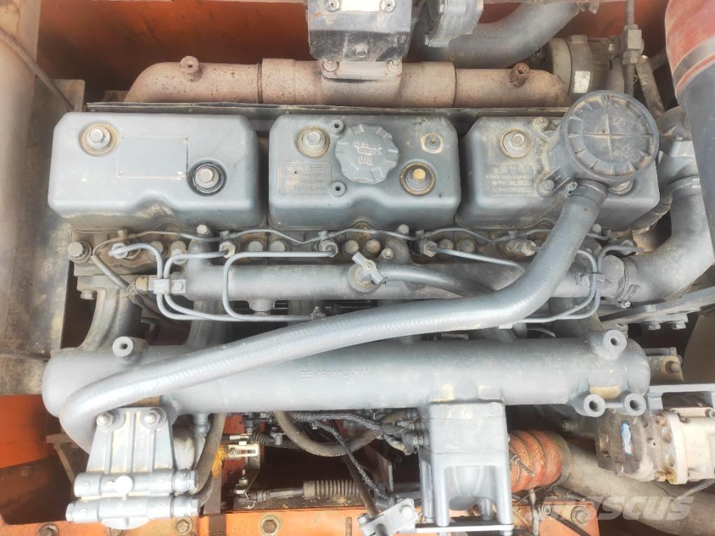 Doosan DX260LC Гусеничні екскаватори