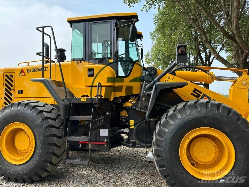 SDLG LG 956 L Фронтальні навантажувачі