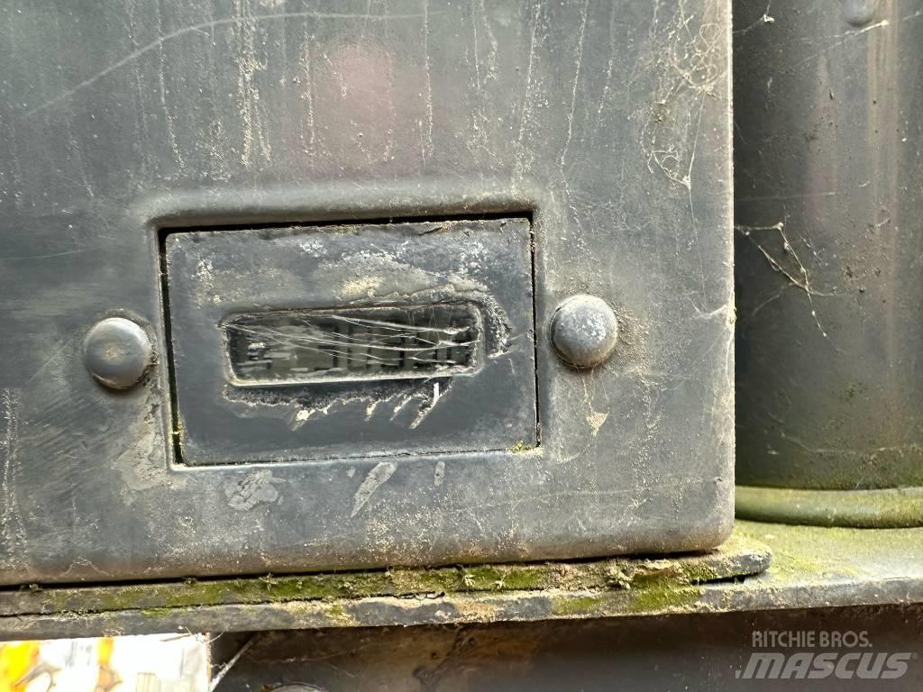 Terex TA9 Міні самоскиди