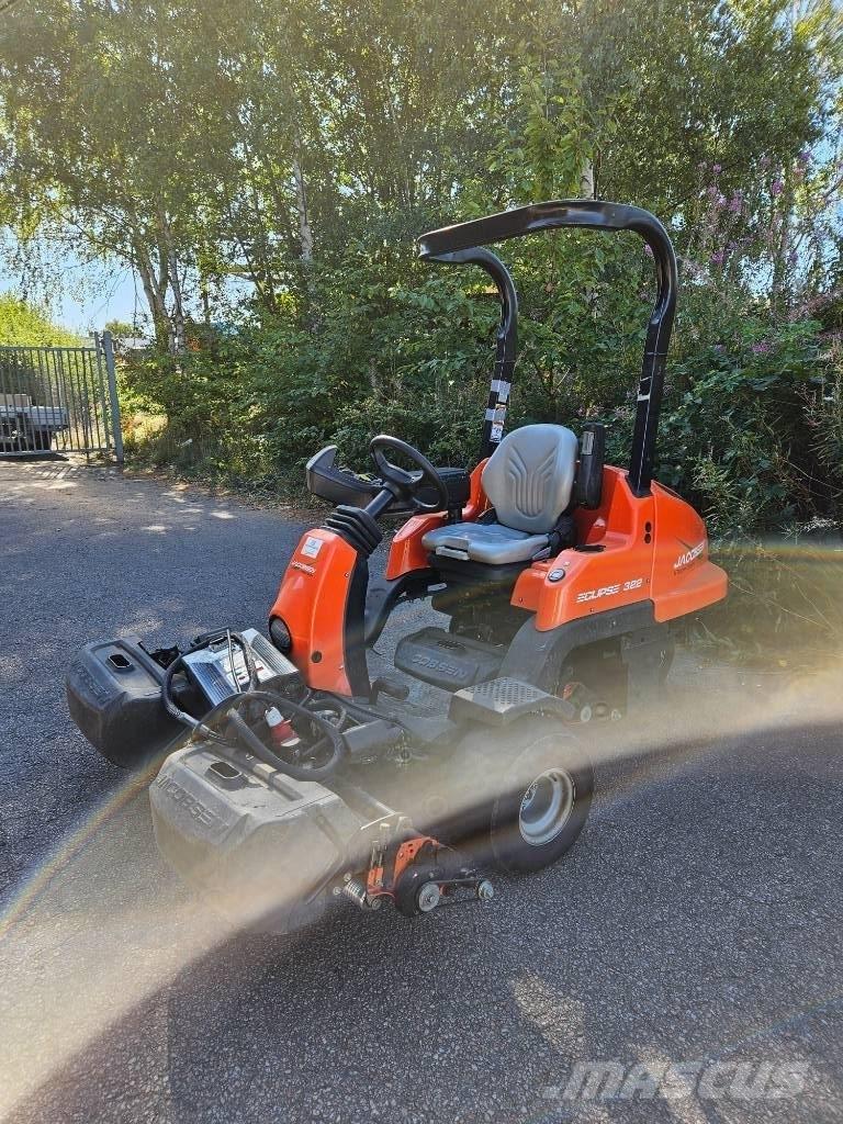 Jacobsen Eclipse322 Газонокосарки