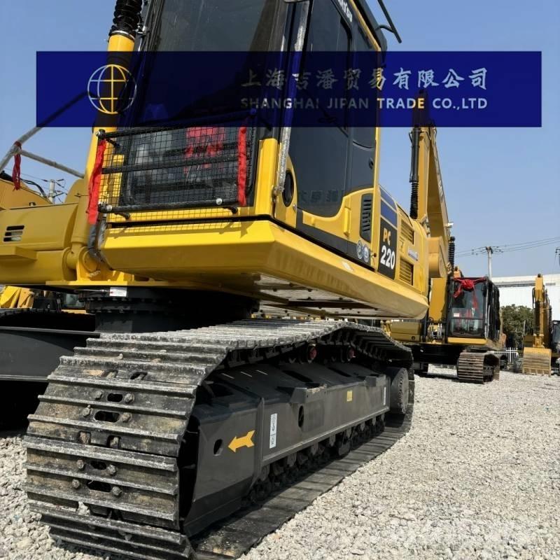 Komatsu PC 220 Гусеничні екскаватори