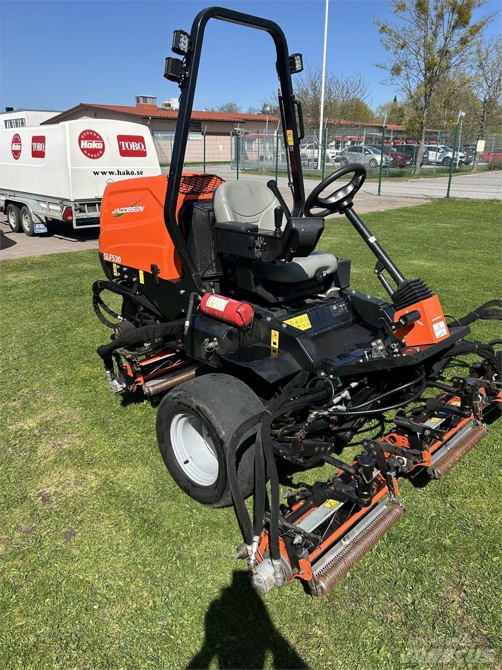Jacobsen SLF530 Косарки фарватера