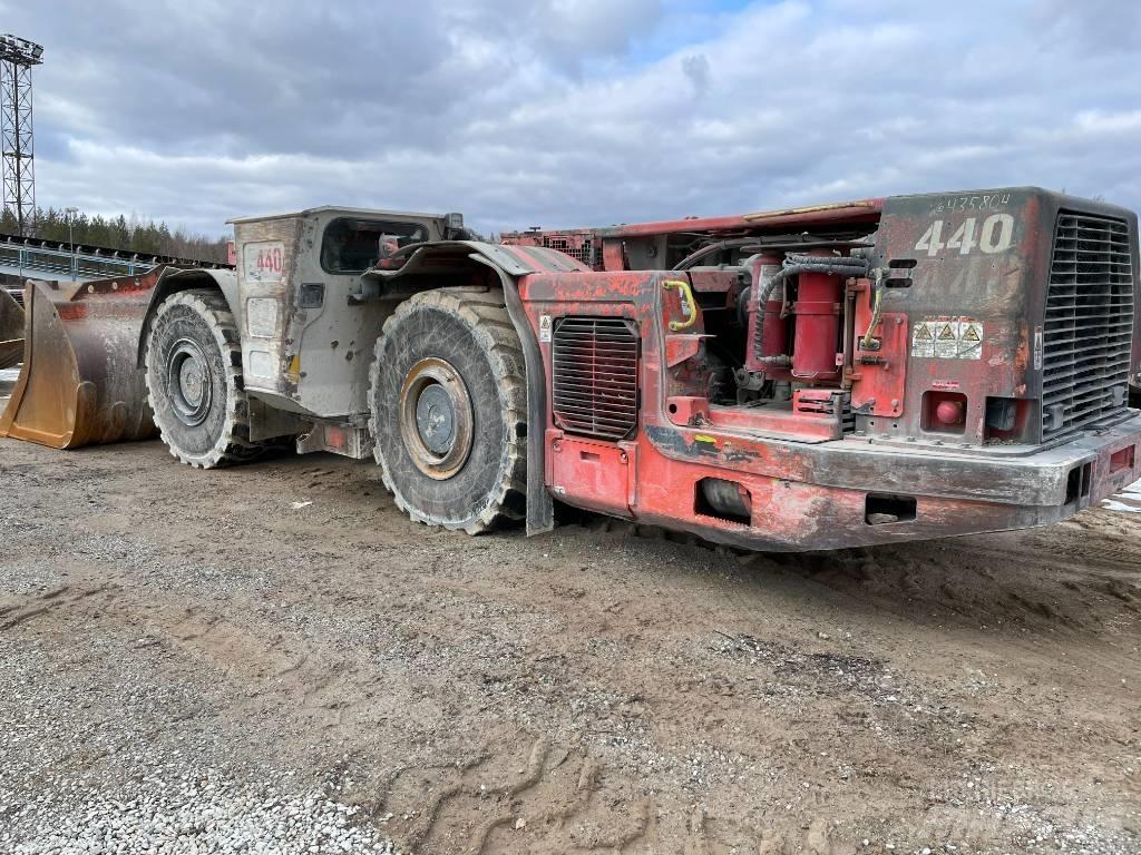 Sandvik LH 514 Підземні навантажувачі