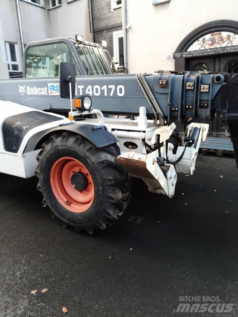 Bobcat B40170-D221 Телескопічні навантажувачі