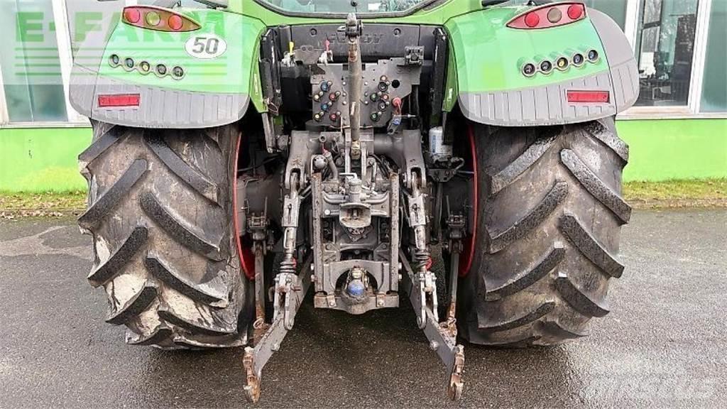 Fendt 724 vario s4 Трактори