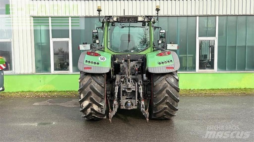 Fendt 724 vario s4 Трактори