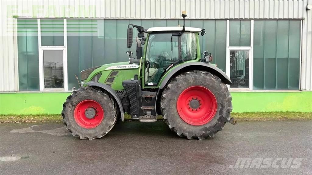 Fendt 724 vario s4 Трактори