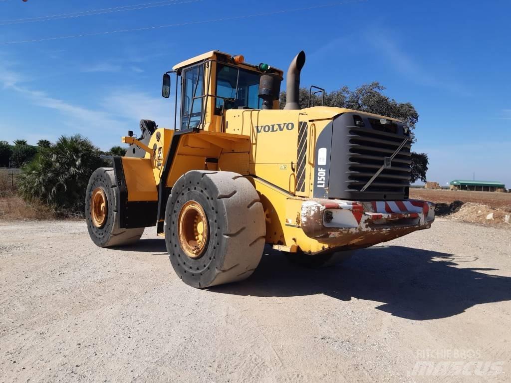 Volvo L 150 F Фронтальні навантажувачі