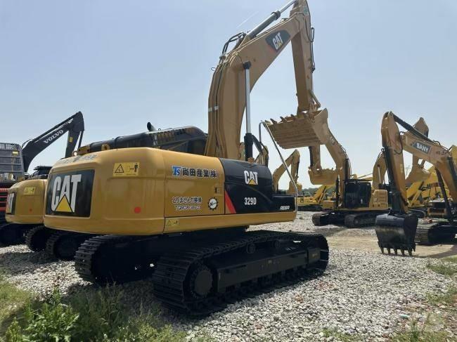 CAT 329 D Гусеничні екскаватори