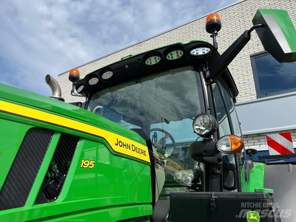 John Deere 6R195 Трактори