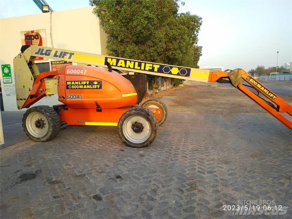 JLG 600AJ Колінчаті підйомники