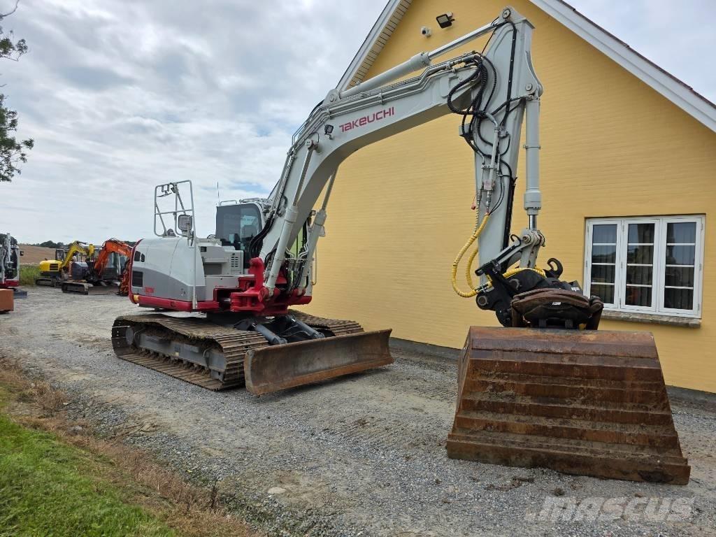 Takeuchi TB 2150 Гусеничні екскаватори