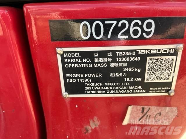 Takeuchi TB235 Міні-екскаватори < 7т