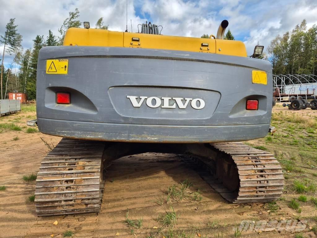 Volvo EC 240 B LC Гусеничні екскаватори
