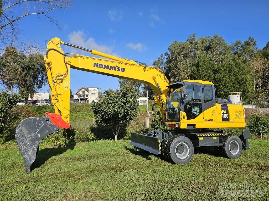 Komatsu PW 180-7 Колісні екскаватори