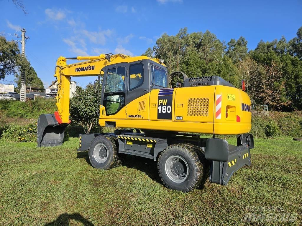 Komatsu PW 180-7 Колісні екскаватори
