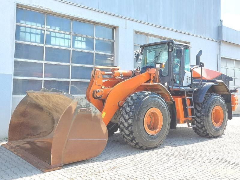 Hitachi ZW 310-6 Фронтальні навантажувачі