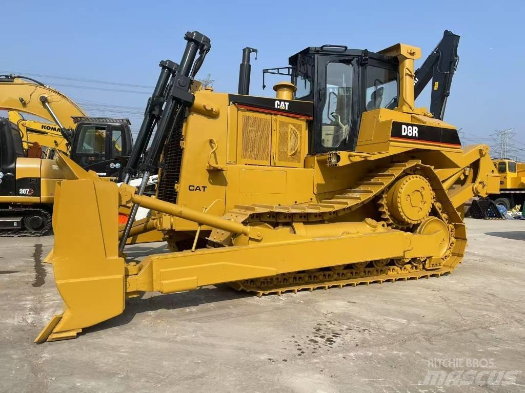CAT D 8 R Гусеничні бульдозери