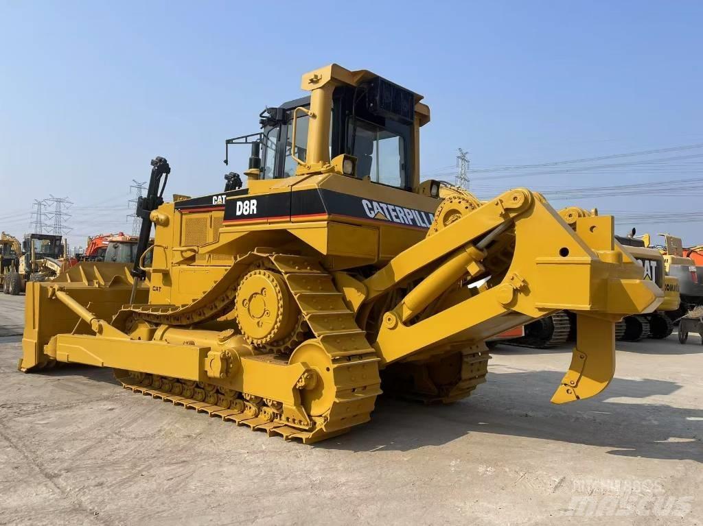 CAT D 8 R Гусеничні бульдозери