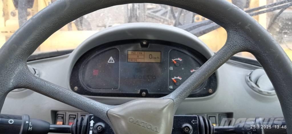 Volvo L 50 D Фронтальні навантажувачі