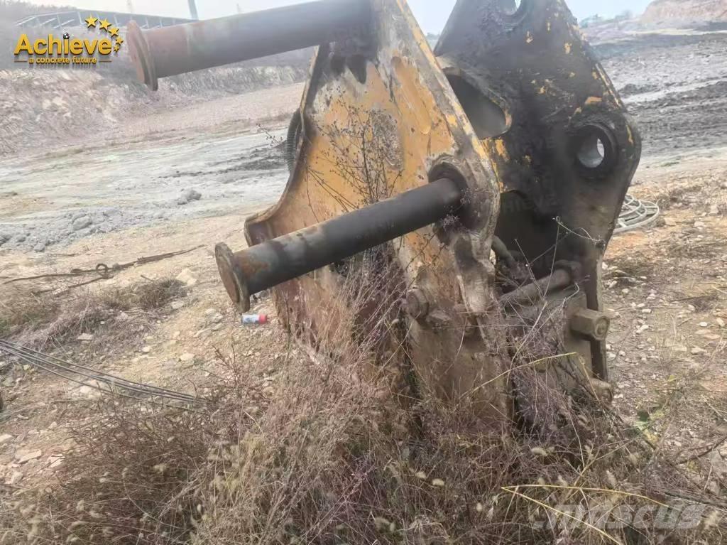 CAT 374 F Гусеничні екскаватори