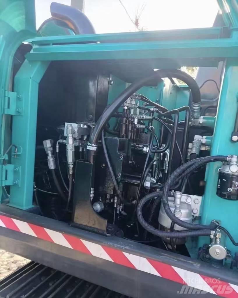 Kobelco SK 75 Гусеничні екскаватори