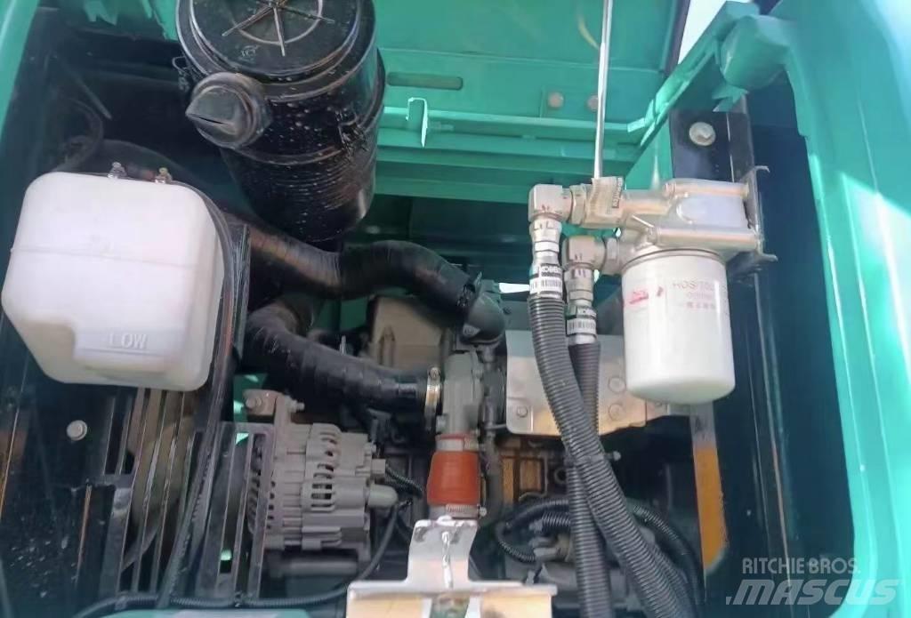 Kobelco SK 75 Гусеничні екскаватори