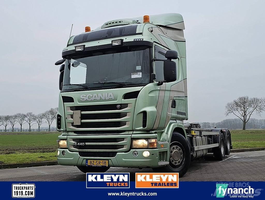 Scania G440 Вантажівки з гаковим підйомом