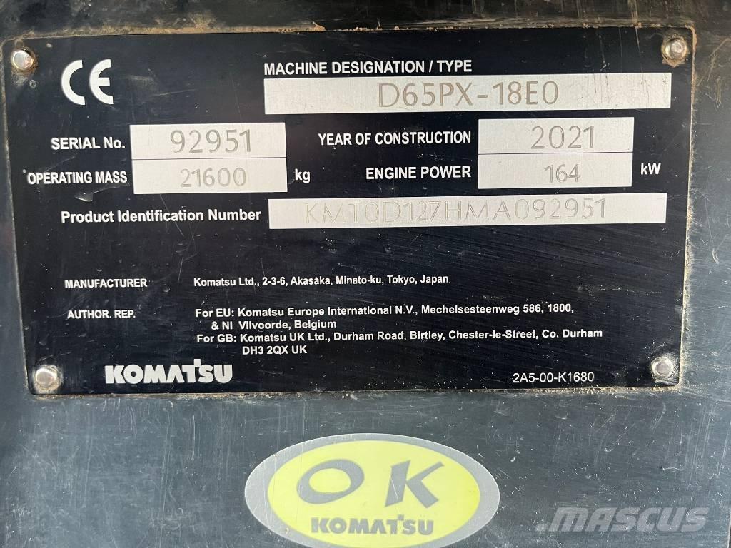 Komatsu D65PX-18E0 Гусеничні бульдозери