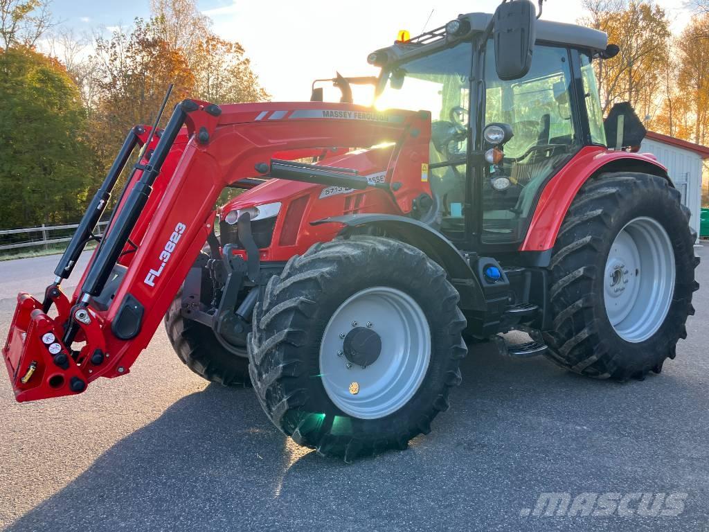 Massey Ferguson 5713 Трактори