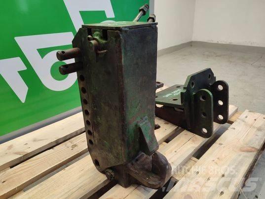 John Deere 3220 hook Кабіна